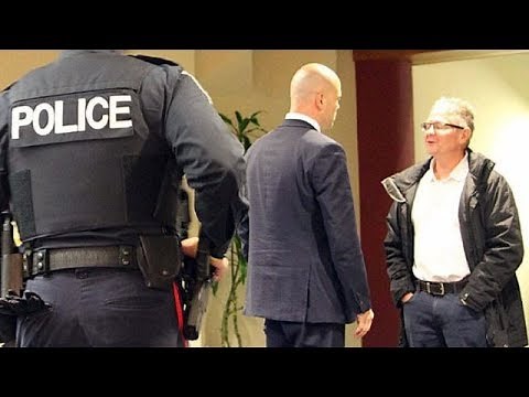 Reporter's laptop confiscated at council meeting (The Investigators with Diana Swain)