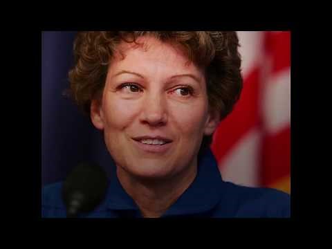 Eileen Collins, la primera piloto espacial