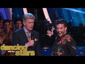 Dancing with the stars 25 - Mark Ballas's face