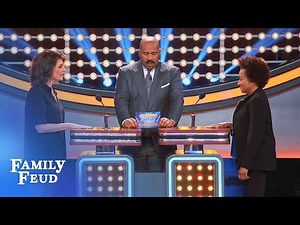 Nia Vardalos & Wanda Sykes face off | Celebrity Family Feud