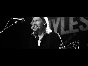 Myles Kennedy: "Losing Patience " - Live in Nottingham (OFFICIAL VIDEO)