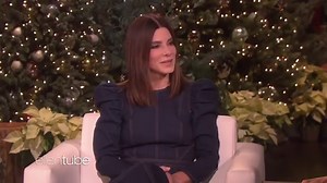 Sandra Bullock opens up about losing her father, 2 dogs and crying in the bathtub