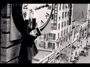 Harold Lloyd's "Safety Last" (1923) HD Famous Scene Escena Reloj