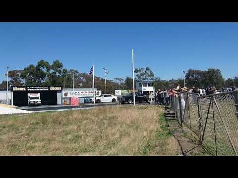 360 valiant ute burnout rough ride