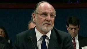 Jon Corzine spent past year pitching new hedge fund: Sources