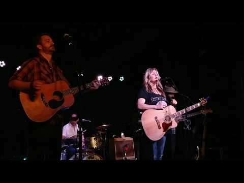 Sunny Sweeney ( I Feel Like Hank Williams Tonight) @ the Turf Club St Paul, Mn 7-13-17