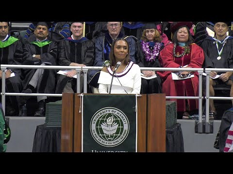 Janet Mock inspires graduates at the 2018 UH Mānoa mid-year commencement