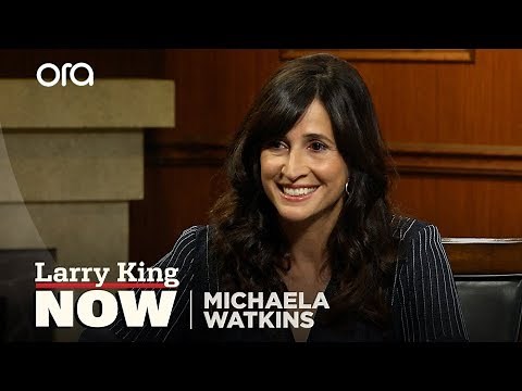 “I don’t like him”: Michaela Watkins shares her thoughts on President Trump