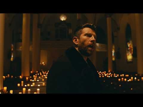 Brett Eldredge - "The First Noel" [Official Music Video]