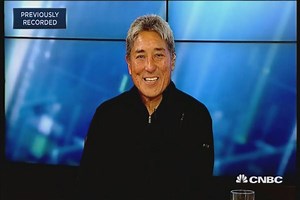 Guy Kawasaki: It's hard to 'read the tea leaves' on Apple