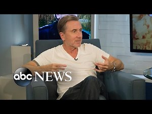 Tim Roth sings 'The Animal Fair' nursery rhyme