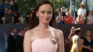 Alexis Bledel - 2018 Emmys Glambot