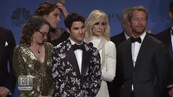 Darren Criss & Penelope Cruz Backstage At The 2019 Golden Globes