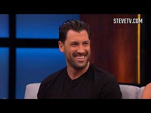 Maksim Chmerkovskiy Shows Off His Ellen Underwear