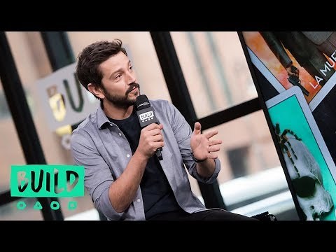 Diego Luna Talks "Narcos: Mexico" & "If Beale Street Could Talk"