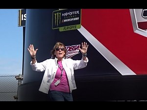 LYN ST JAMES pre race honors TALLADEGA 1000 bulbs 500 - October,14,2018