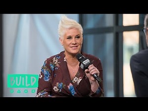 Anne Burrell Speaks On "Worst Cooks In America" & Phil & Anne's Good Time Lounge