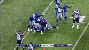 Mark Herzlich recovers D.J. Foster fumble