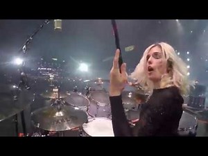 Shania Twain "That Don't Impress Me Much" - Elijah Wood Drum Cam - Barretos, Brazil 2018