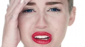 Miley_Cyrus_-_Wrecking_Ball_(Official_Video)