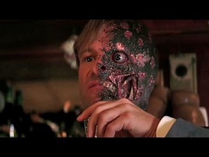 8 Little Known Ways Aaron Eckhart Made Nolan’s Two-Face Awesome