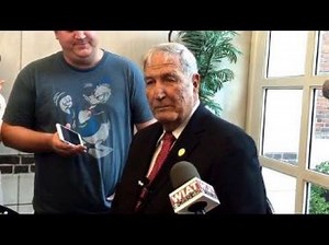 Gene Stallings returns to Tuscaloosa after heart attack