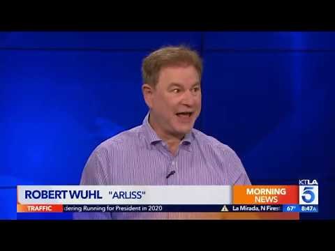 Robert Wuhl on How “Arli$$” was Ahead of its Time