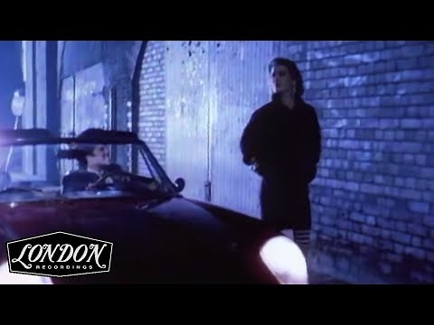 Bananarama - Robert De Niro's Waiting (OFFICIAL MUSIC VIDEO)