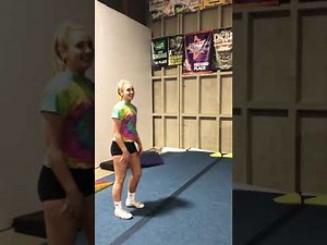 Cheerleading Roundoff tuck