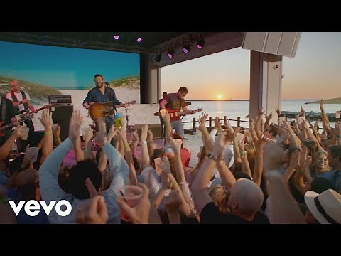 Chris Young - Hangin' On (Official Video)