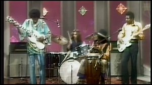 Jimi-Hendrix-live-Dick-Cavett-show-Izabela-and-Machine-gun