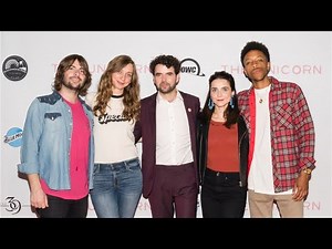 Lauren Lapkus' New Comedy ‘The Unicorn' Is About Threesomes