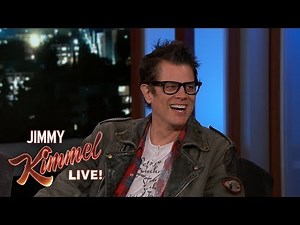 Johnny Knoxville is a Bad Stuntman