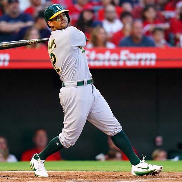 Billy Beane: Khris Davis, A's Have Had 'Preliminary Talks' on Contract Extension