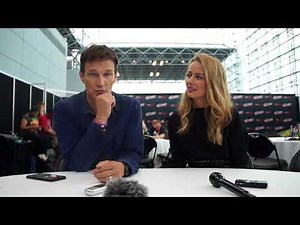 Stephen Moyer & Amy Acker for The Gifted at NYCC 2017