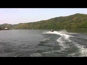 Julia and Beem on jet skis