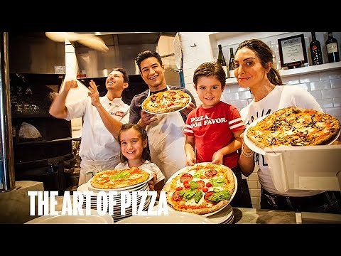 Mario Lopez learns to make Napoletana Pizza!