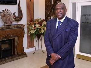 How Hall of Famer Andre Dawson became a funeral home director