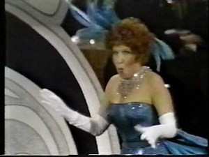 Bette Midler - The Bing Crosby Special (1977)