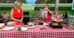 Joy Bauer drops by Megyn Kelly TODAY with summer food safety tips