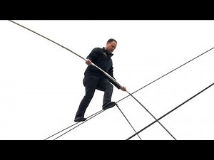 Nik Wallenda Thrills Crowd With High-Wire Act