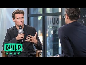 Jonathan Groff Opens Up About Working With David Fincher