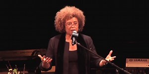 News: When Angela Davis Speaks, Everybody Listens