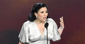 Alex Borstein Rewears Wedding Dress from the Marriage of Her Now Ex-Husband to the 2018 Emmys