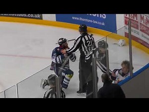 Justin Fox vs Ben Davies EIHL fight 25-11-17