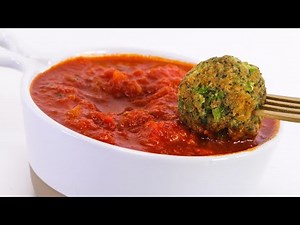Daniel Holzman’s Classic Tomato Sauce