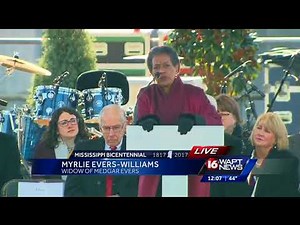 Myrlie Evers-Williams celebrates opening of Mississippi Civil Rights Museum