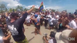 Watch as Diana Nyad reaches Florida's shore