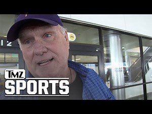 Terry Bradshaw Says Steelers Screwed Up, They Shoulda Offered Le'Veon More Money!! | TMZ Sports