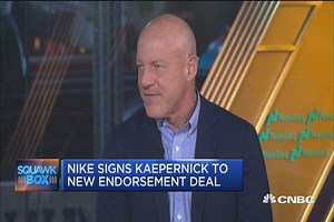 Nike featuring Kaepernick 'a bold move,' says expert